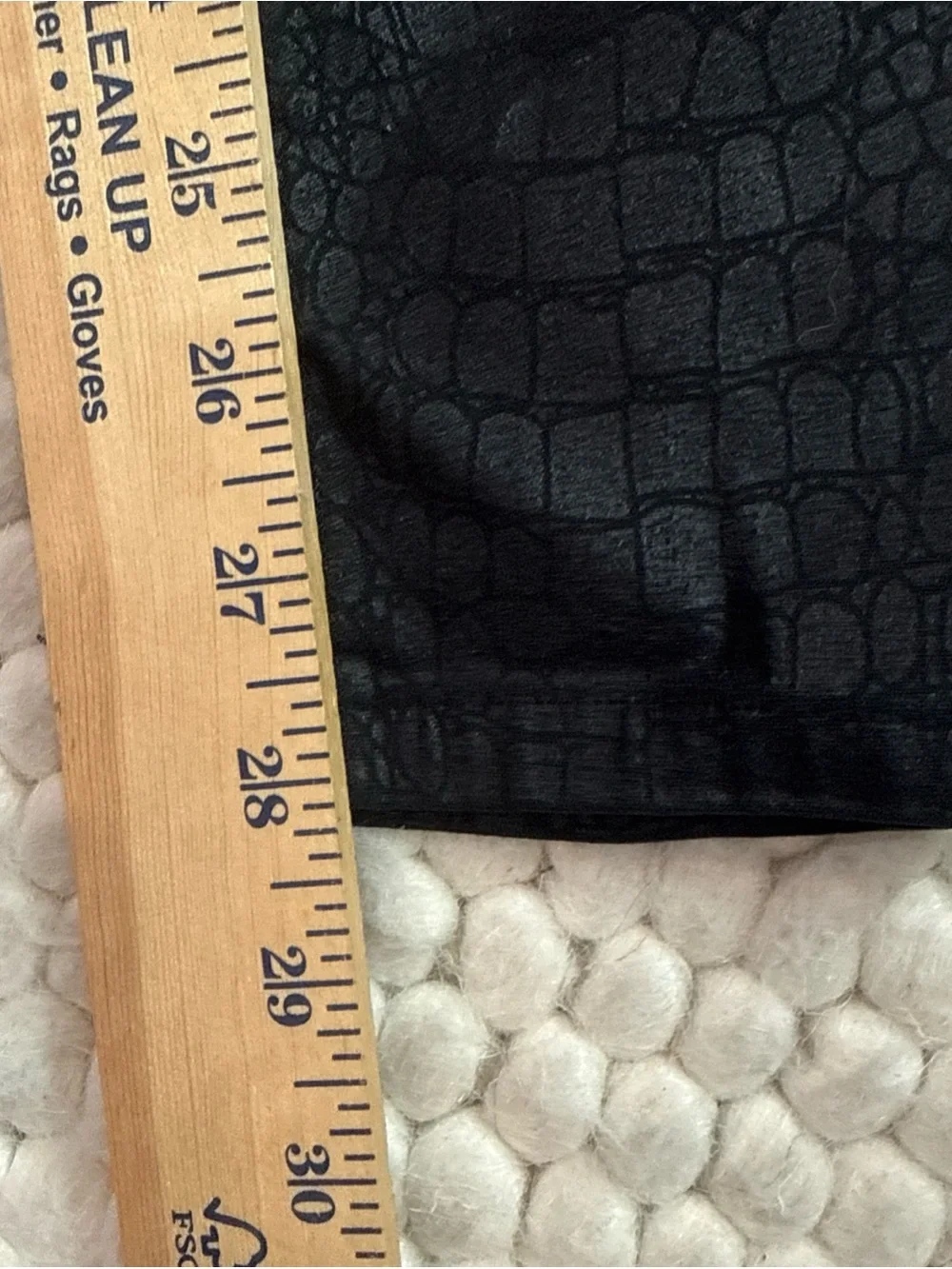 Versona Ankle Pants Black Size Small Snake Print